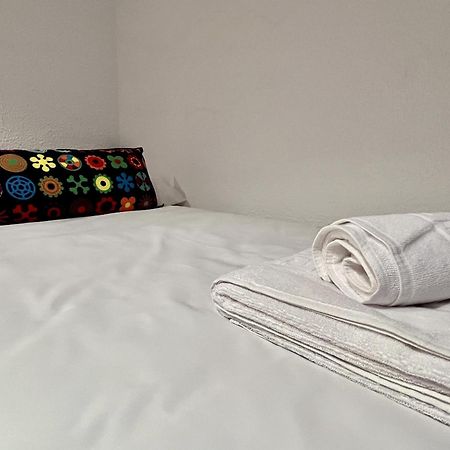 Hostal Nomadas By Gloove Villalba de la Sierra Eksteriør billede