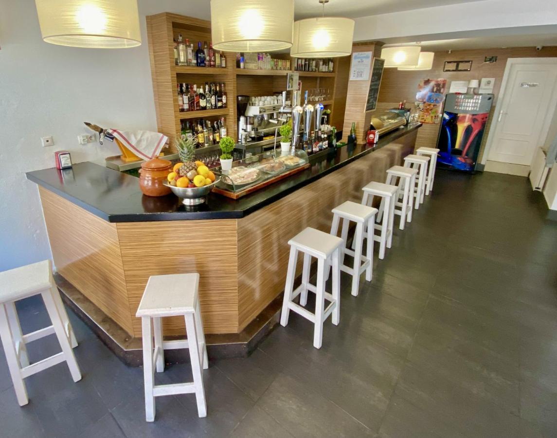 Hostal Nomadas By Gloove Villalba de la Sierra Eksteriør billede